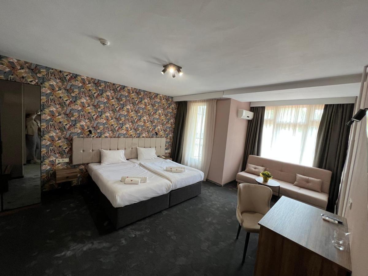 Bistra & Galina Hotel Rusze Kültér fotó