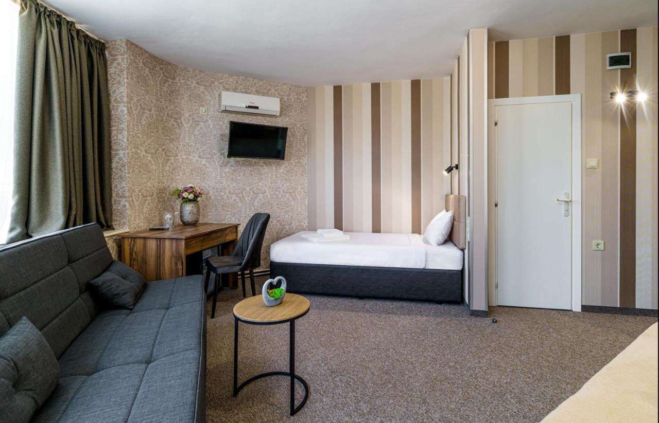 Bistra & Galina Hotel Rusze Kültér fotó